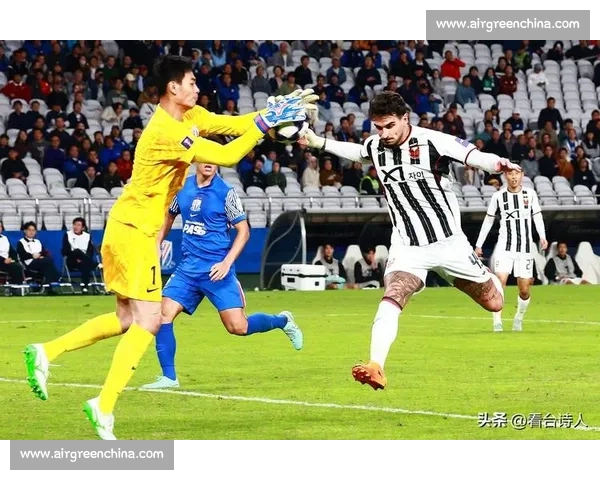 申花锋霸米内罗身价翻倍却陷入转会困局:伤病与禁令成双重枷锁 申花锋霸米内罗身价翻倍却陷入转会困局:伤病与禁令成双重枷锁